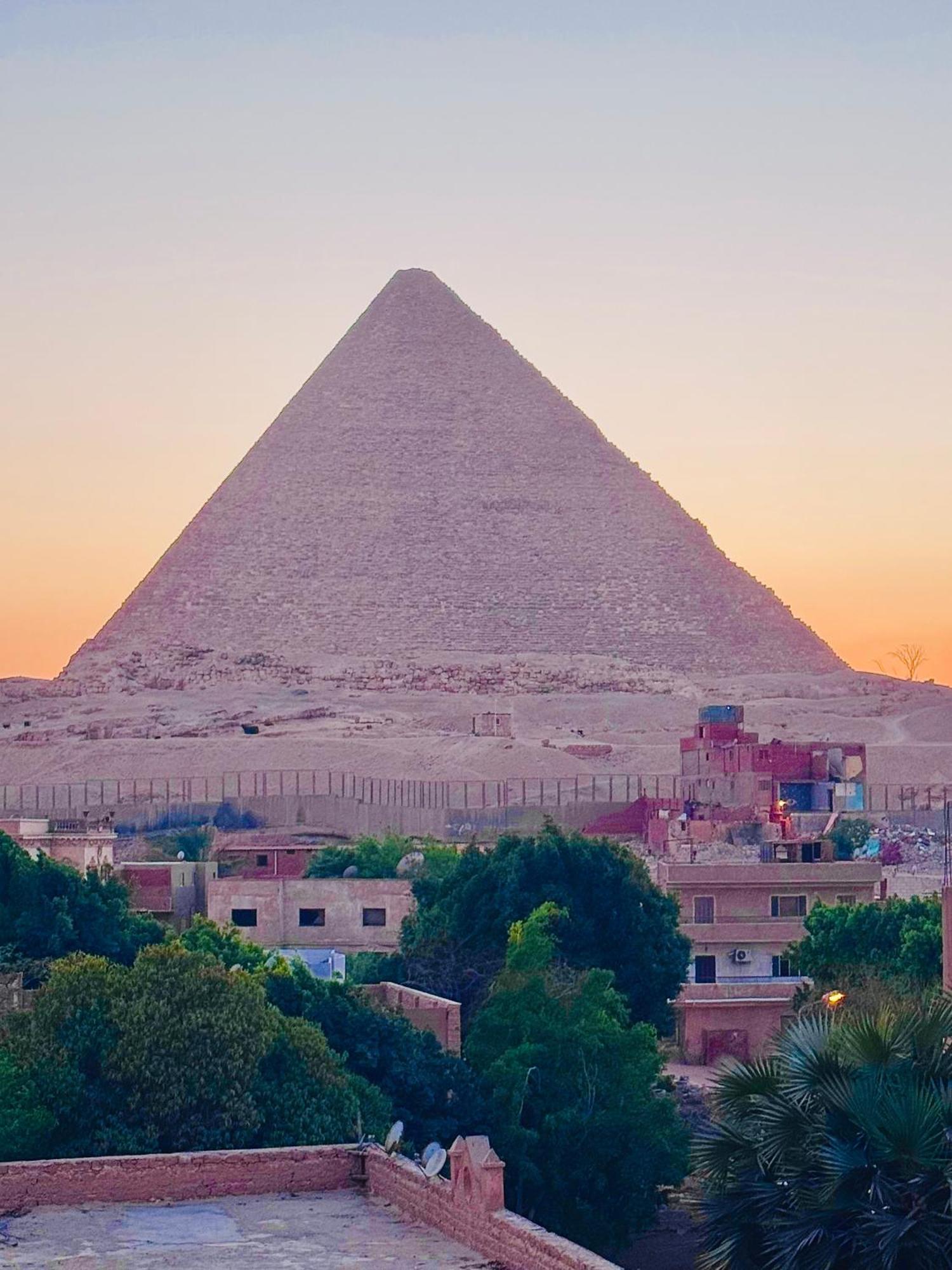 Hotel Arena Pyramids View 3*